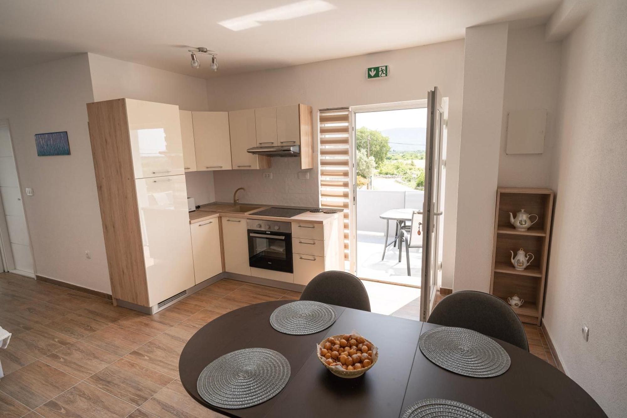 Pave&Ema Apartman Konjevrate Exterior photo